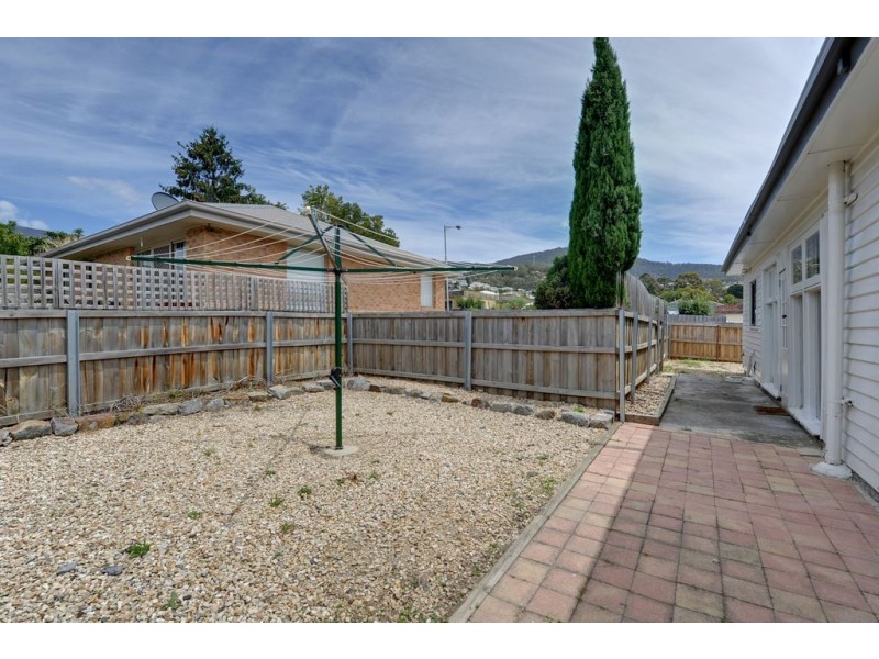 1/16 Kenbrae Avenue, Glenorchy TAS 7010