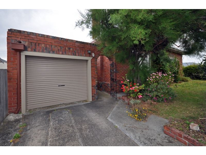 80 Giblin Street, Lenah Valley TAS 7008