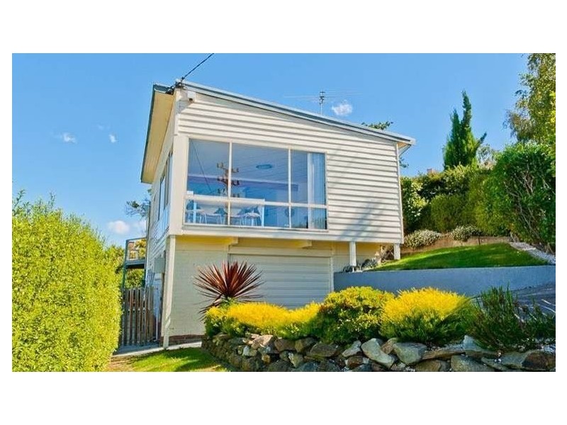 2 Prospect Place, West Hobart TAS 7000