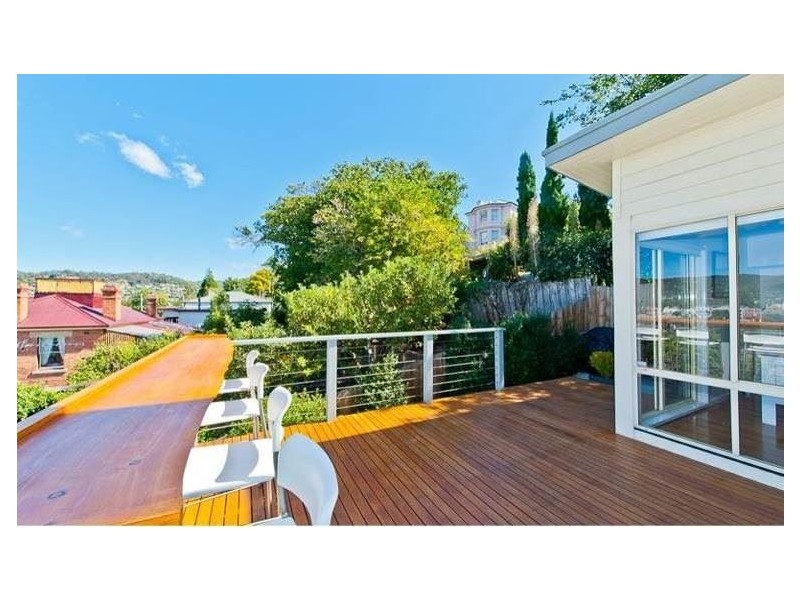 2 Prospect Place, West Hobart TAS 7000