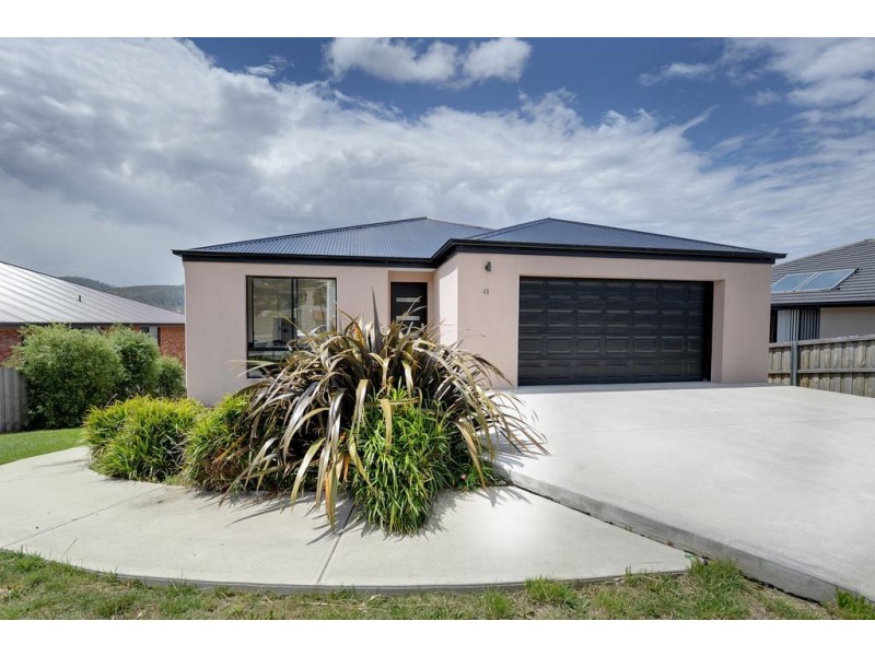 41 Glebe Hill Road, Howrah TAS 7018