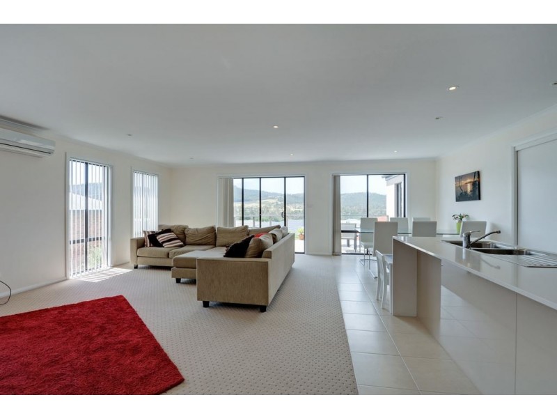 41 Glebe Hill Road, Howrah TAS 7018