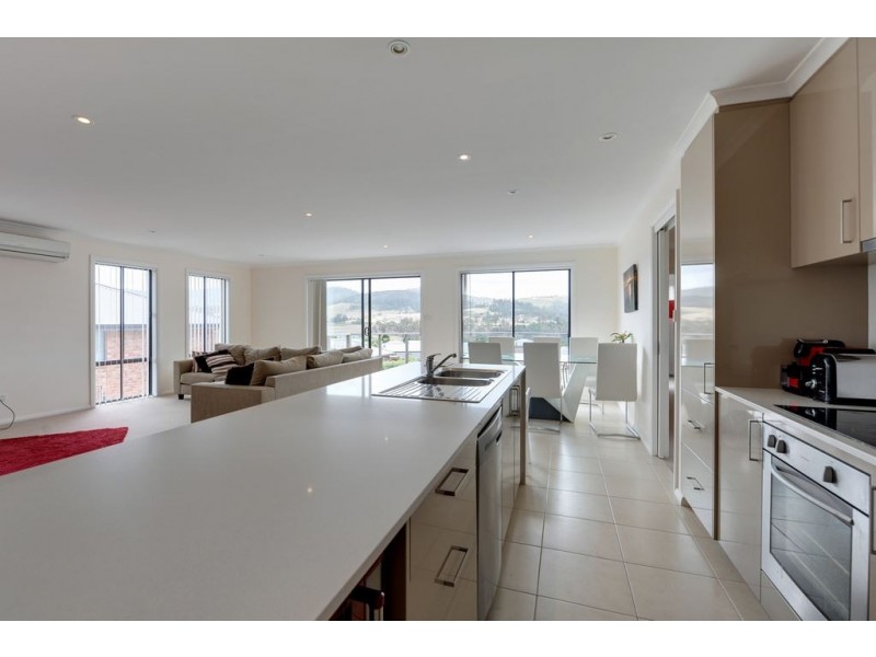 41 Glebe Hill Road, Howrah TAS 7018
