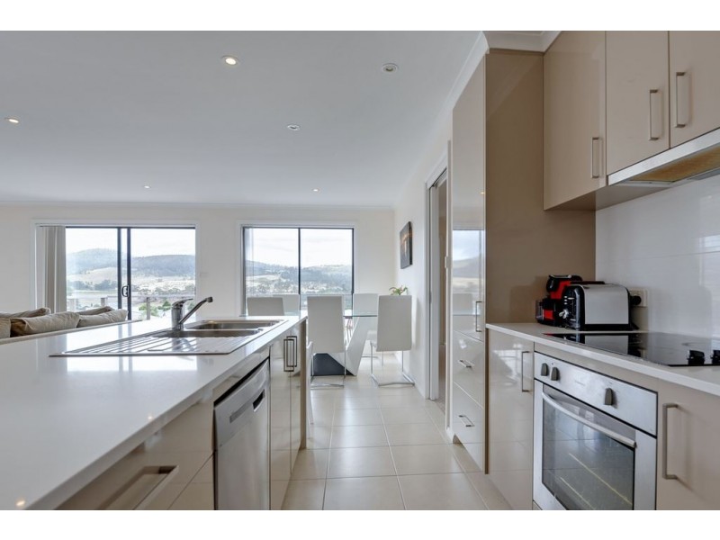 41 Glebe Hill Road, Howrah TAS 7018