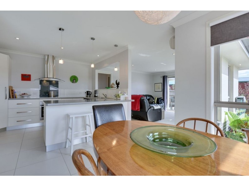 1/16 Ovata Close, Cambridge TAS 7170