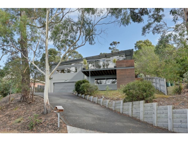 18 Coolamon Road, Taroona TAS 7053