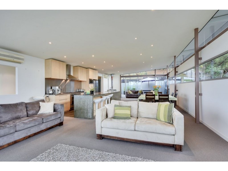 18 Coolamon Road, Taroona TAS 7053