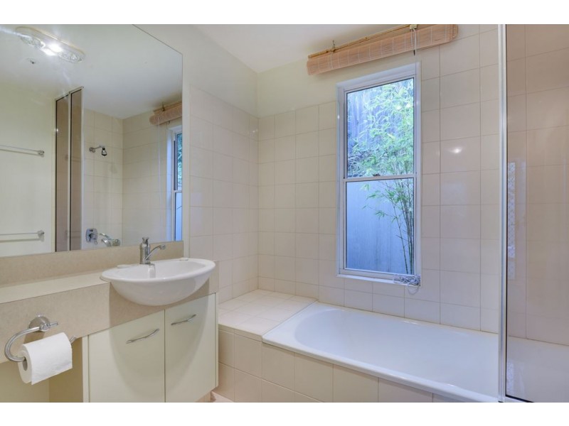96 Salamanca Square, Battery Point TAS 7004