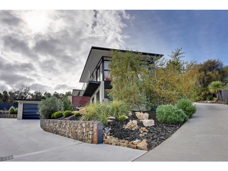 700 Oceana Drive, Tranmere TAS 7018