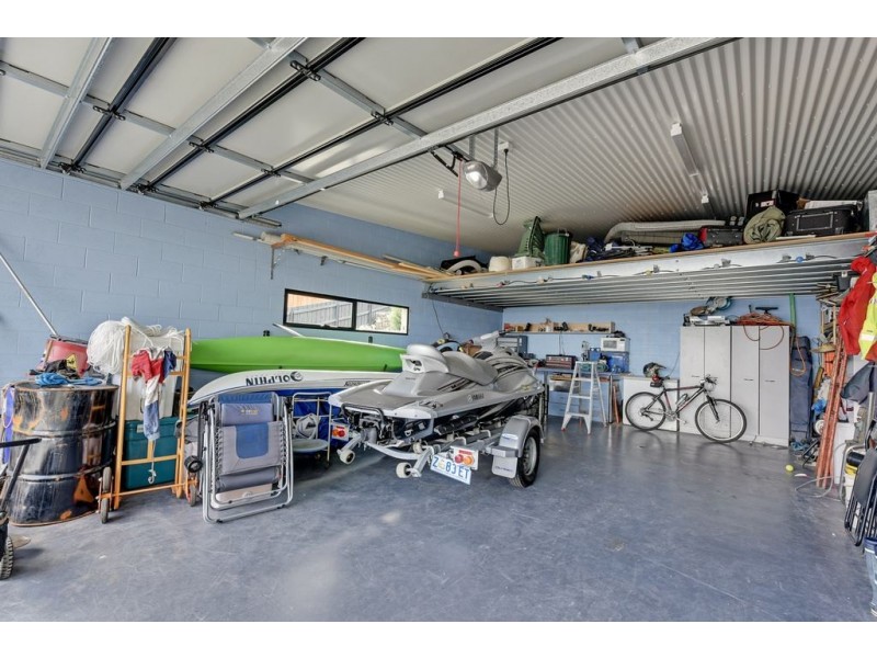 700 Oceana Drive, Tranmere TAS 7018