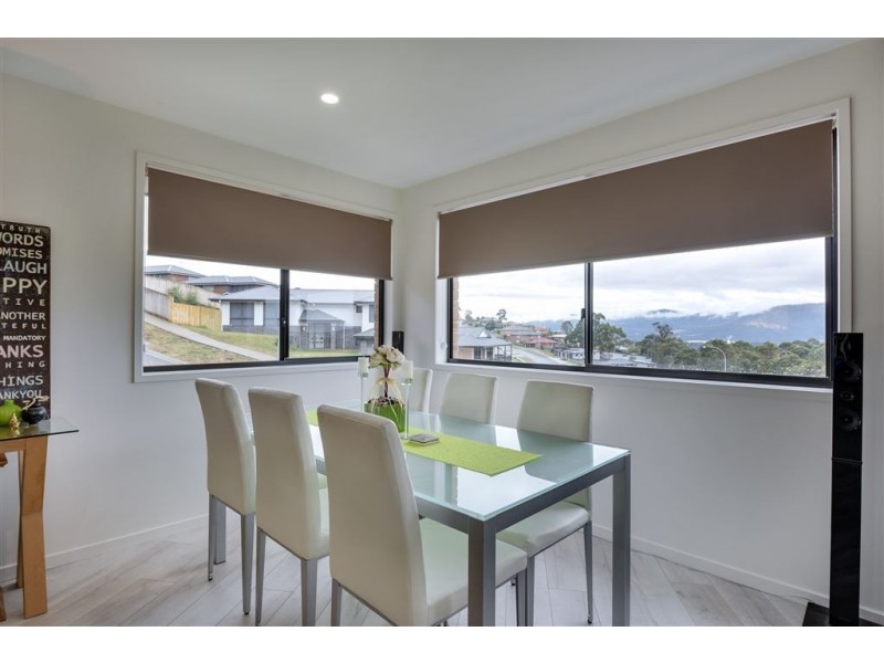 2/49 Branscombe Road, Claremont TAS 7011