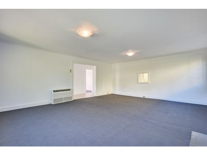 252 East Derwent Highway, Lindisfarne TAS 7015