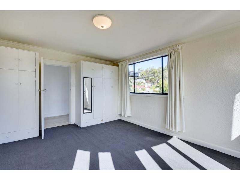 252 East Derwent Highway, Lindisfarne TAS 7015