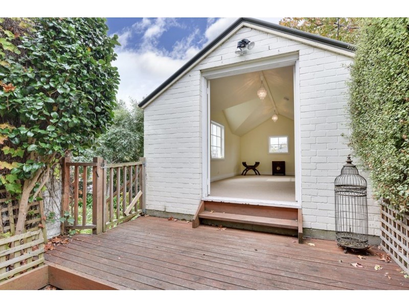 7 Lauramont Avenue,, Sandy Bay TAS 7005