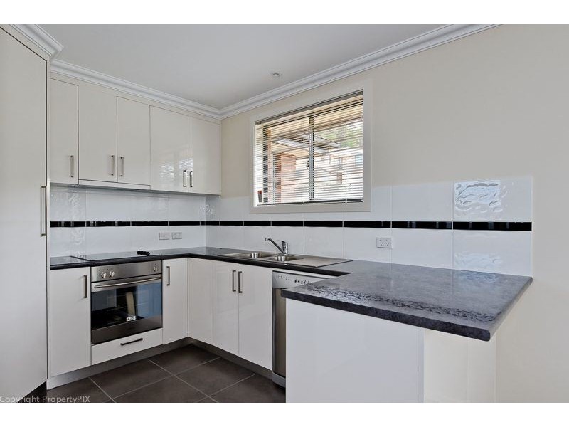 1/14 Glenfern Street, Howrah TAS 7018