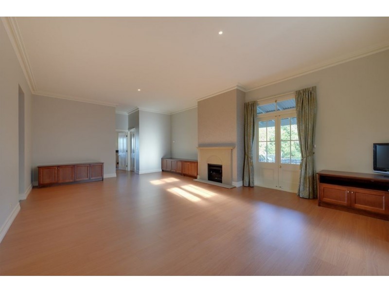 29 Flinders Esplanade, Taroona TAS 7053