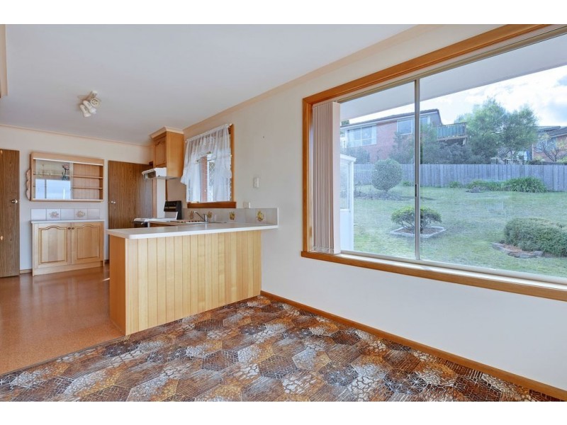 21 Girrabong Road, Lenah Valley TAS 7008