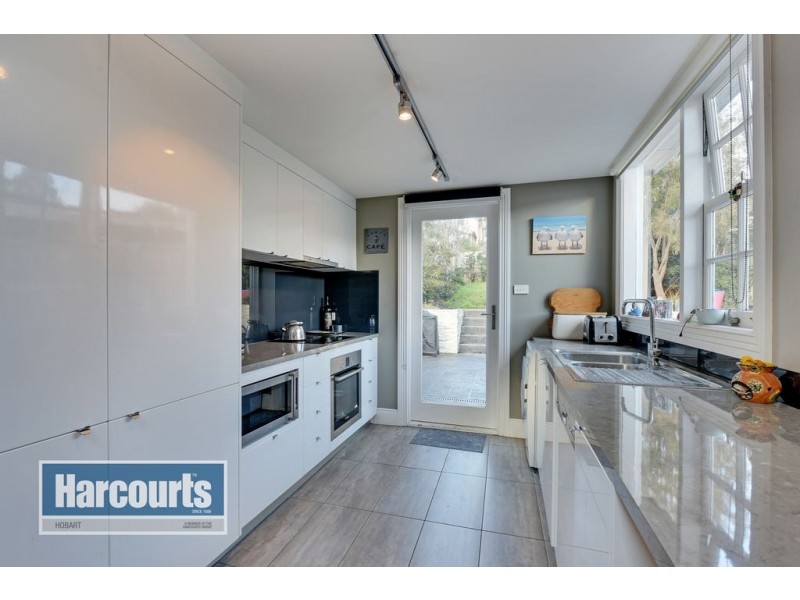 45 Lord Street, Sandy Bay TAS 7005