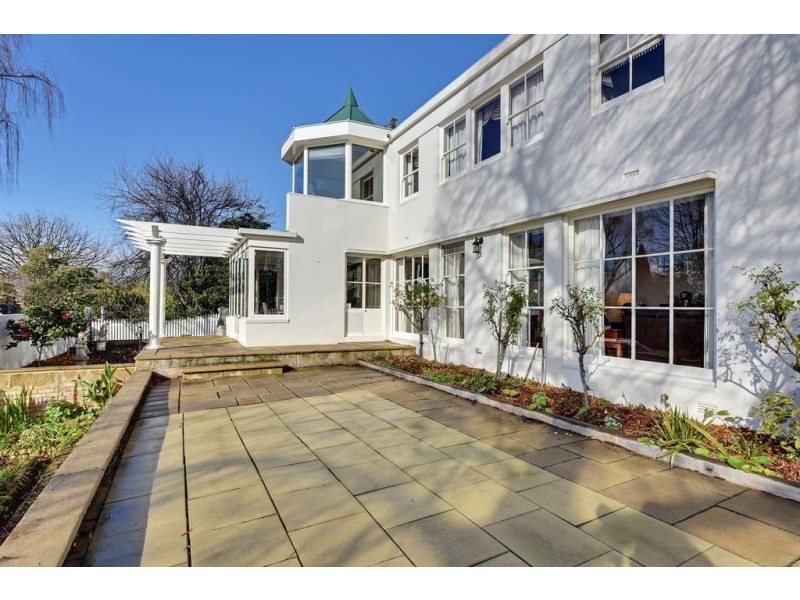 1 Greystanes Place, Sandy Bay TAS 7005