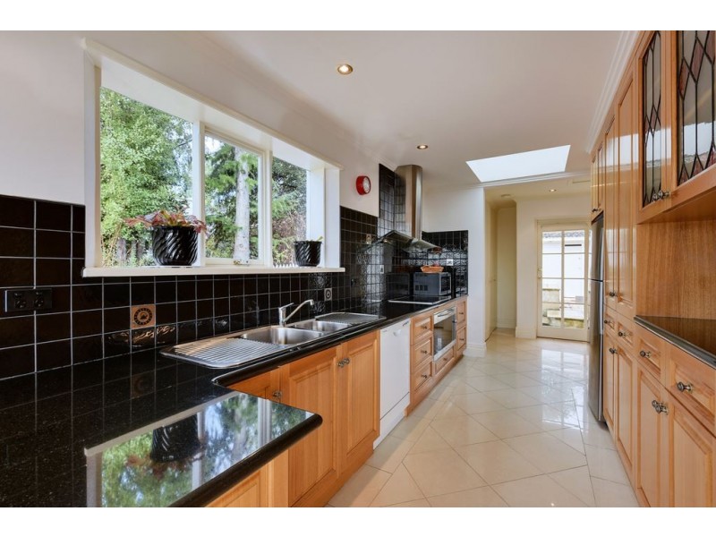 1 Greystanes Place, Sandy Bay TAS 7005