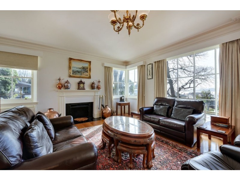 1 Greystanes Place, Sandy Bay TAS 7005