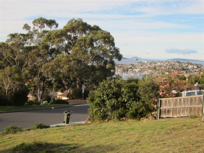 5 Haven Court, Rosny TAS 7018