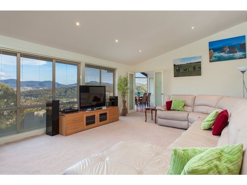 6 Thoona Street, Geilston Bay TAS 7015