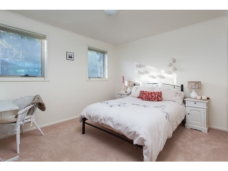 6 Thoona Street, Geilston Bay TAS 7015