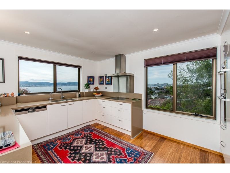 42 Red Chapel Avenue, Sandy Bay TAS 7005