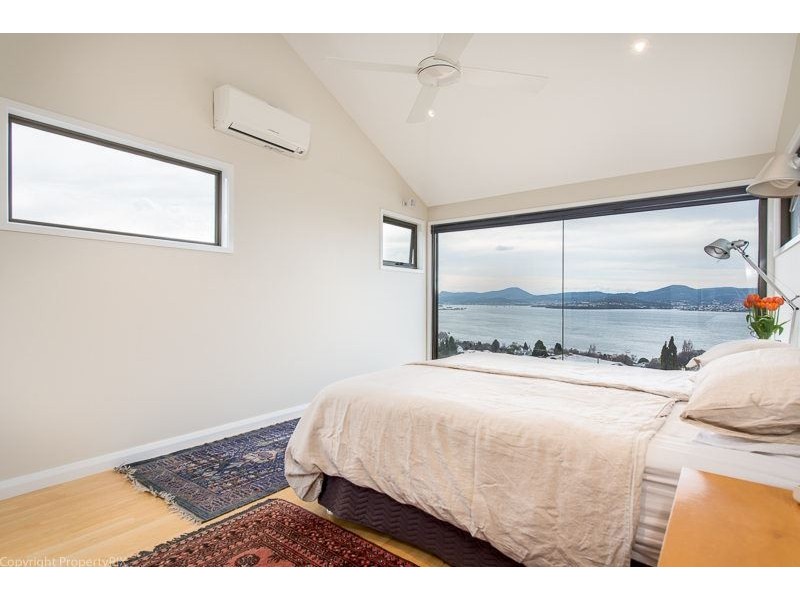 42 Red Chapel Avenue, Sandy Bay TAS 7005
