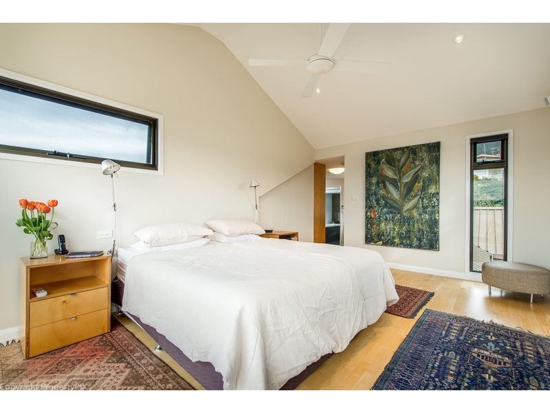 42 Red Chapel Avenue, Sandy Bay TAS 7005
