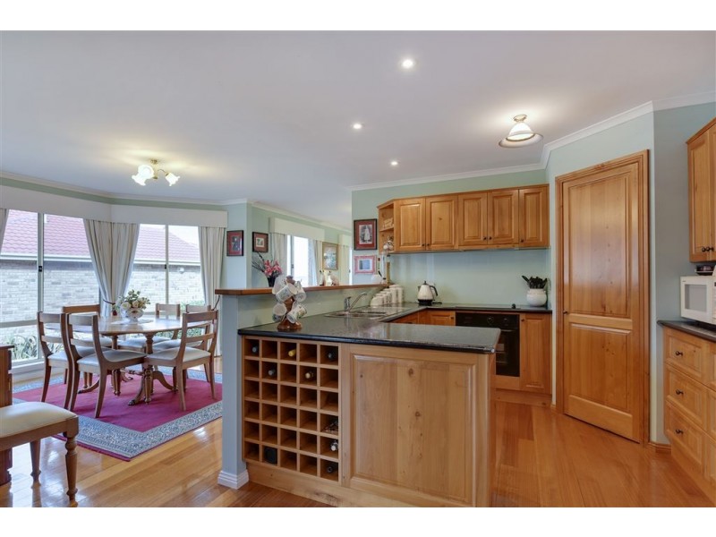 27 Natlee Crescent, Old Beach TAS 7017