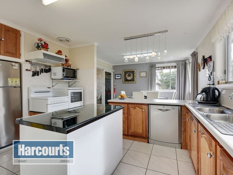 35 Tanundal Street, Howrah TAS 7018