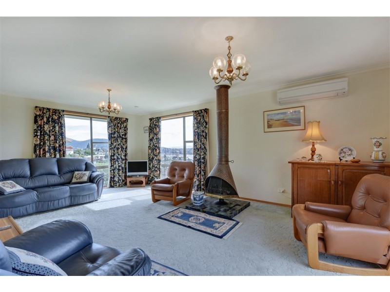 89 Lipscombe Avenue, Sandy Bay TAS 7005