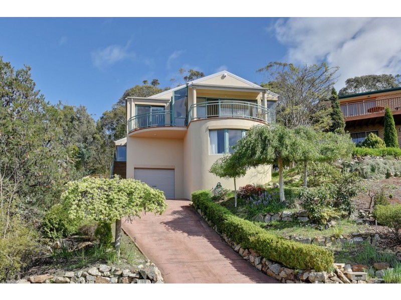 55 Coolamon Road, Taroona TAS 7053