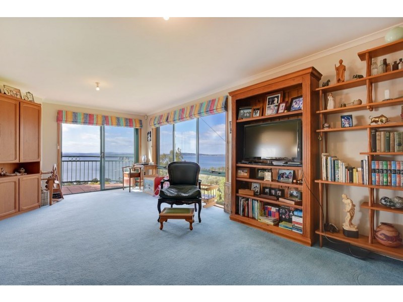 55 Coolamon Road, Taroona TAS 7053