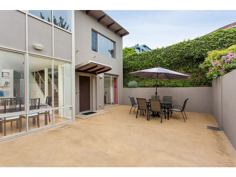 8/57 Sandy Bay Road, Battery Point TAS 7004