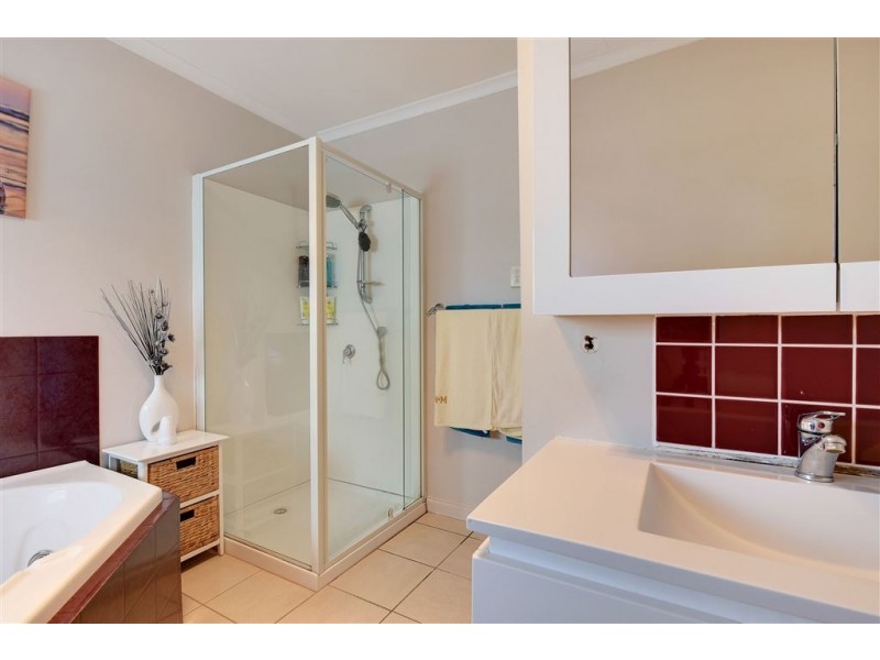 4 Redfern Place, Claremont TAS 7011