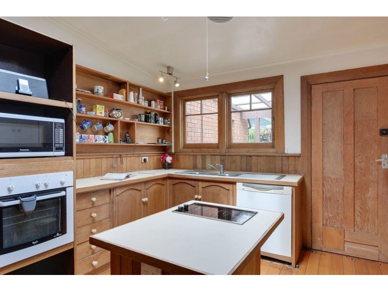 18 Valentine Street, New Town TAS 7008