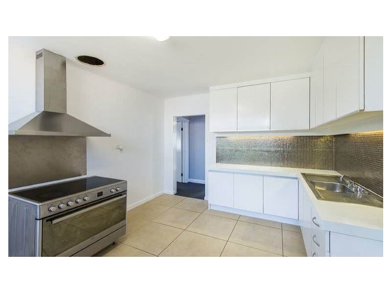 166 Augusta Road, Lenah Valley TAS 7008