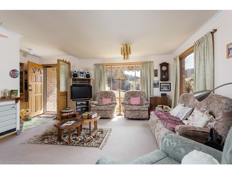 18/11a Charles Street, Orford TAS 7190