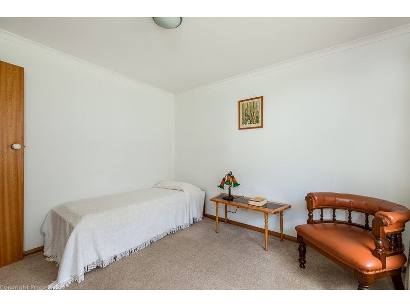 2/2 Broad Waters Parade, Sandy Bay TAS 7005