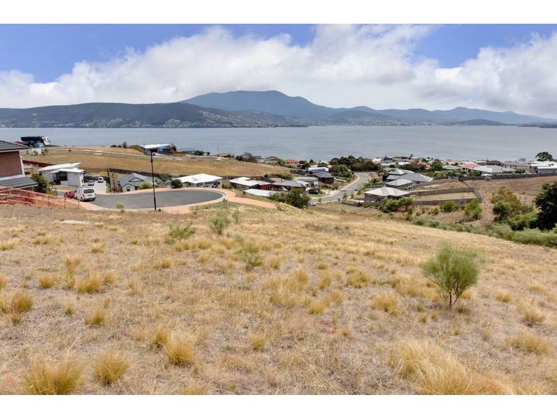 7 Reliance Court, Tranmere TAS 7018