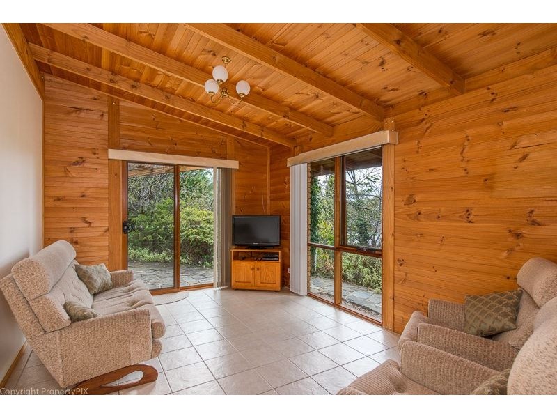 16 Tangara Road, Mount Nelson TAS 7007