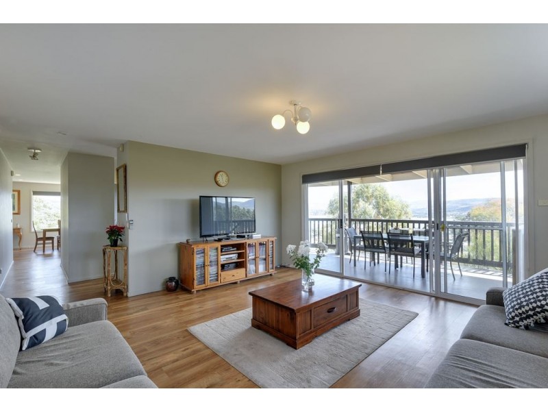 28 Louise Road, Austins Ferry TAS 7011