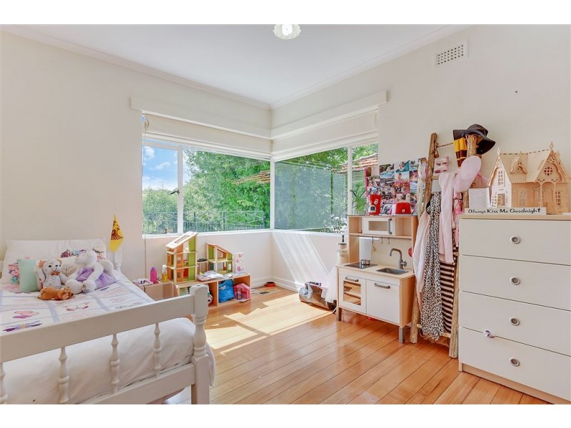 5 Lauramont Avenue, Sandy Bay TAS 7005