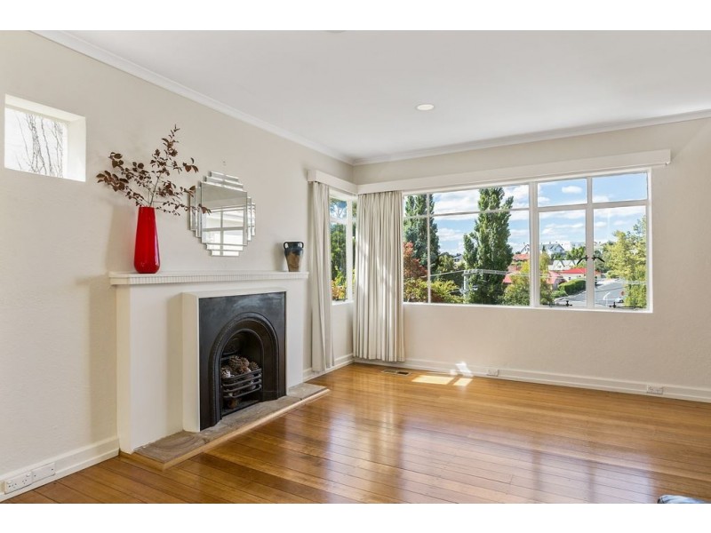 5 Lauramont Avenue, Sandy Bay TAS 7005