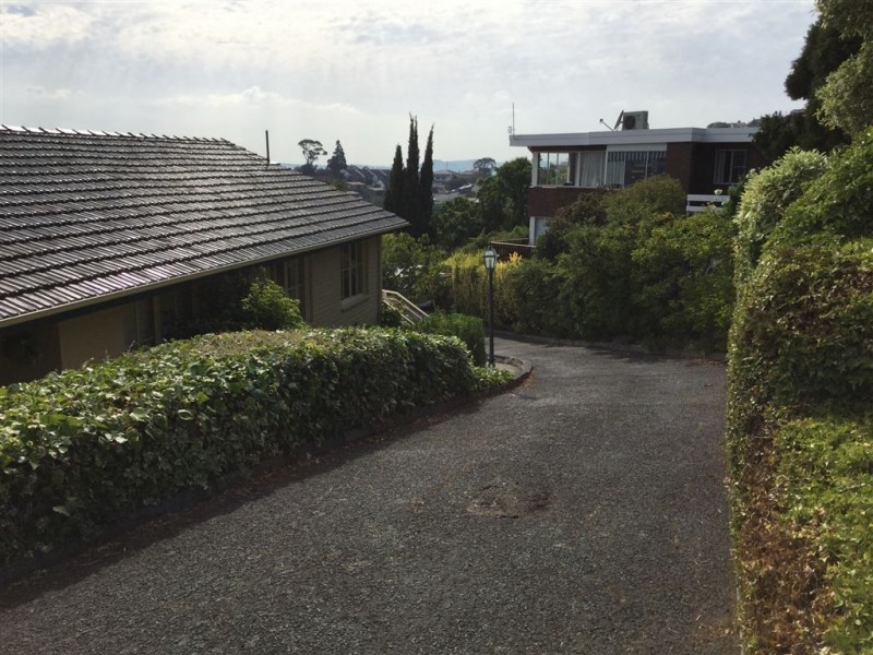 2 Capri Drive, Sandy Bay TAS 7005