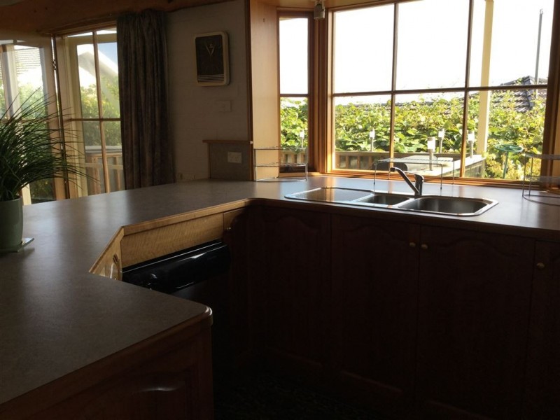 2 Capri Drive, Sandy Bay TAS 7005