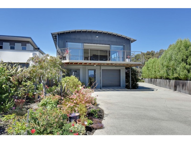 1/60 Pindos Drive, Tranmere TAS 7018